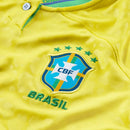 Camisa Seleção Brasileira I 2022 - Torcedor Nike Feminina - Amarela com detalhes
