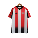 Camisa Brentford I 23/24 - Torcedor Umbro Masculina - Branca com detalhes em ver