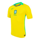 Camisa Seleção Brasileira I 25/26 - Torcedor Nike Masculina - Amarela com detalh